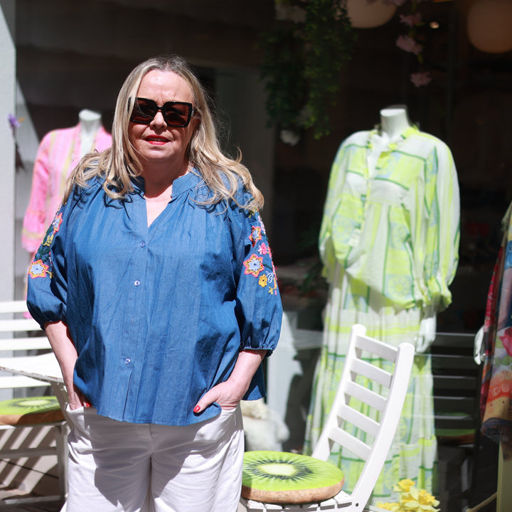 Bluse mit Blumen