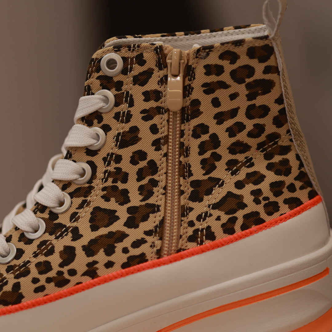 Sneaker mit hoher Sohle Leomuster neonfarben 