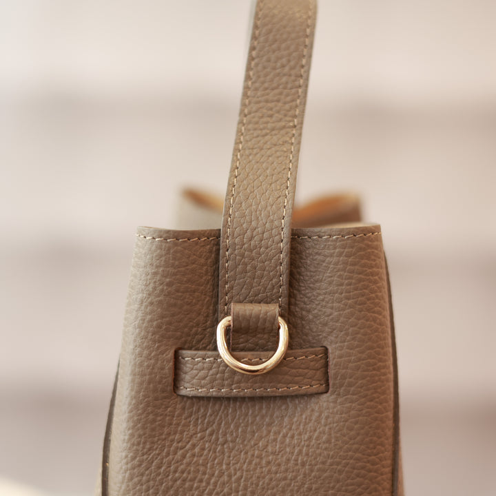 Handtasche