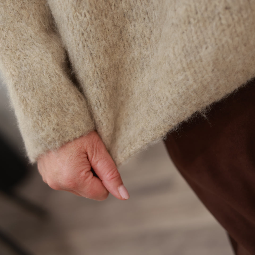 Strickpulli mit Rundhals