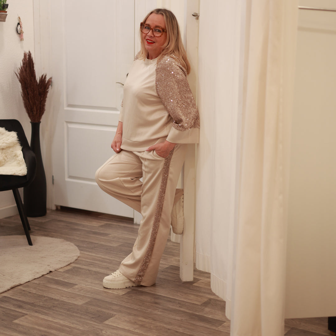 Hose mit Pailetten