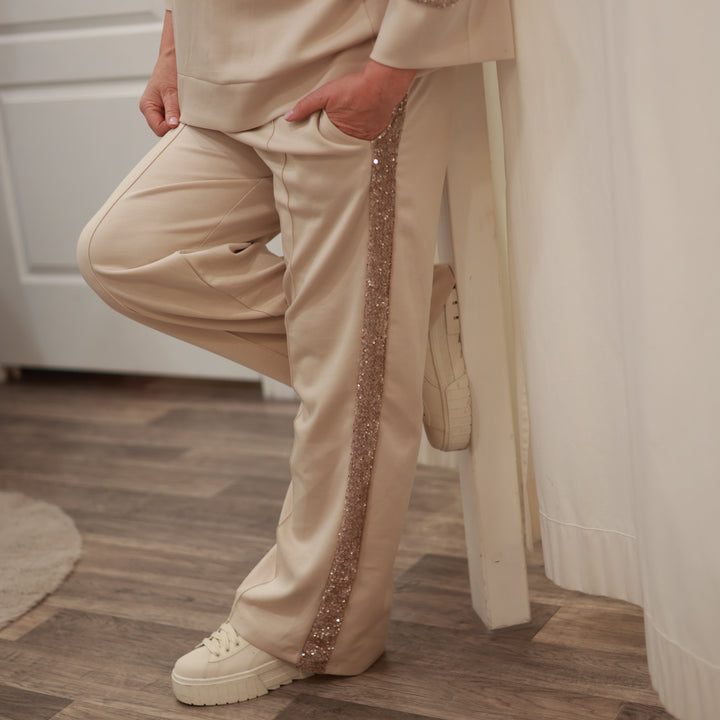 Hose mit Pailetten