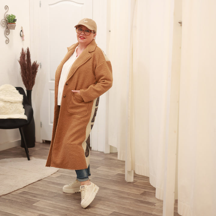 Boucle-Mantel mit Druck