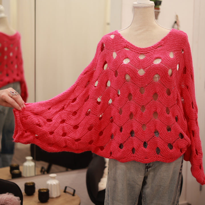 Strickpulli mit Lochmuster