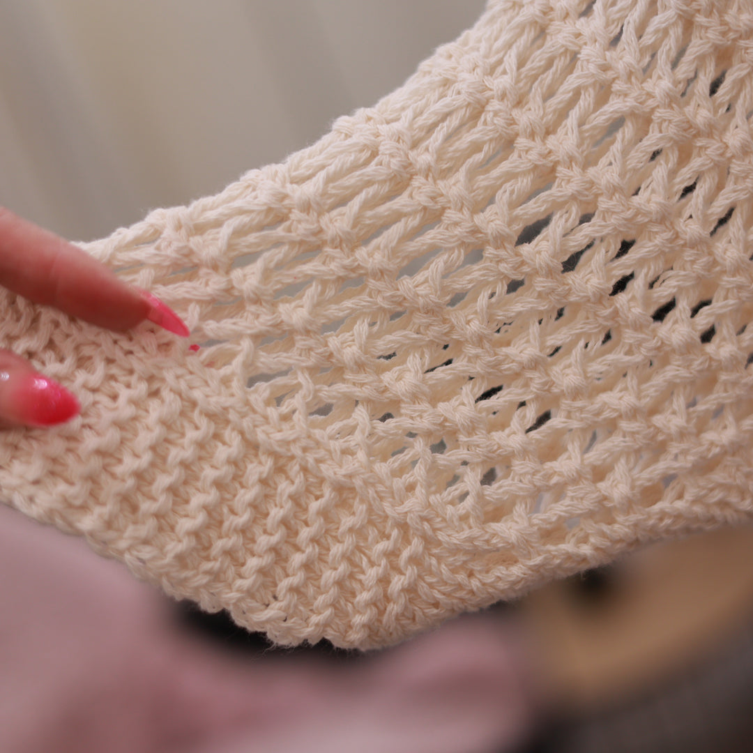 Lochstrickpulli