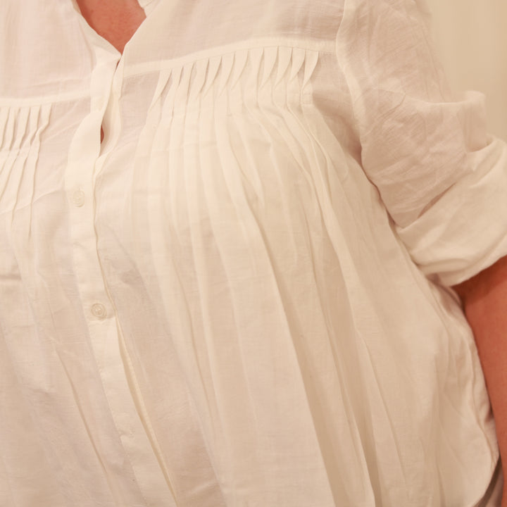Bluse mit Biesenfalten