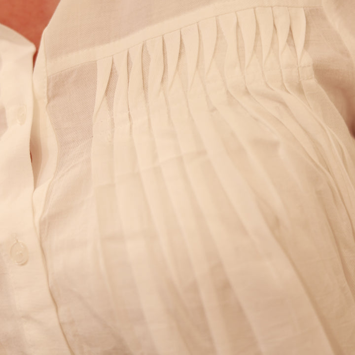 Bluse mit Biesenfalten