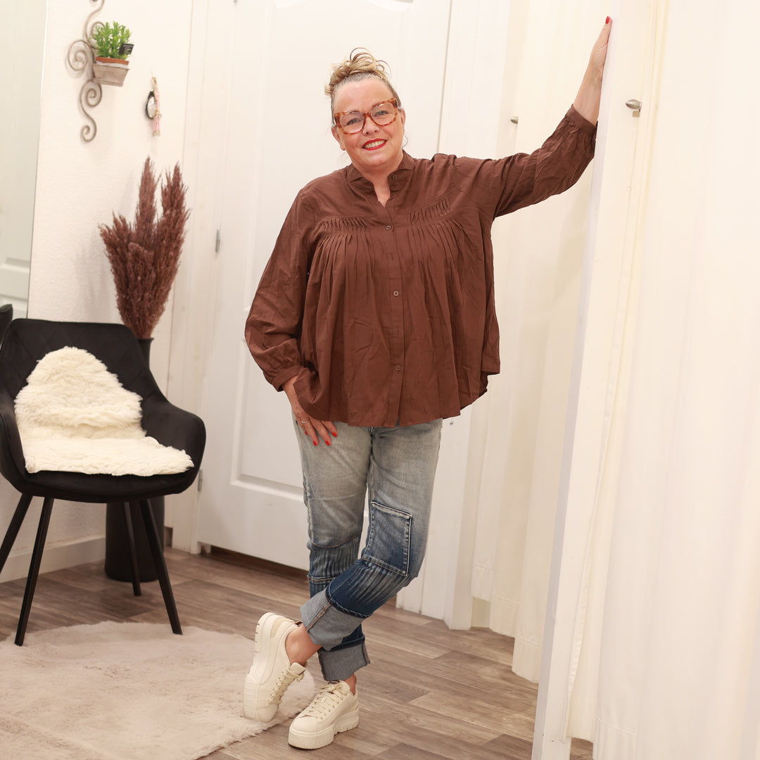 Bluse mit Biesenfalten