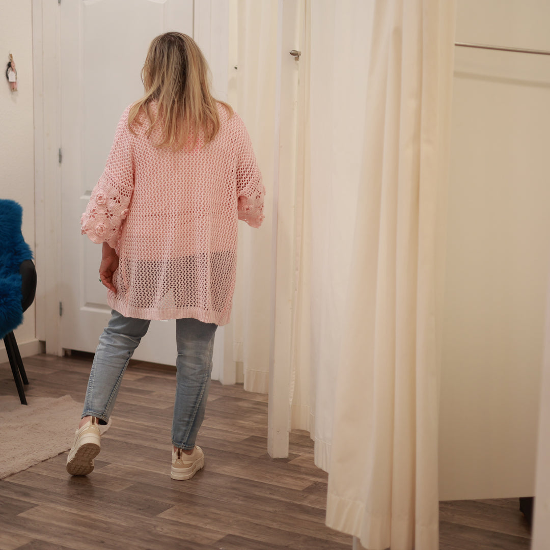 Strickweste mit Lochmuster