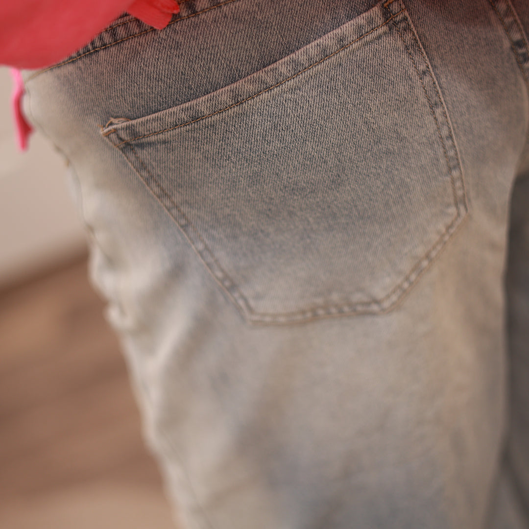 Jeans gerades Bein mit Spitze