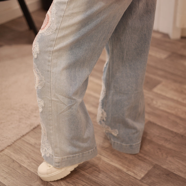 Jeans gerades Bein mit Spitze