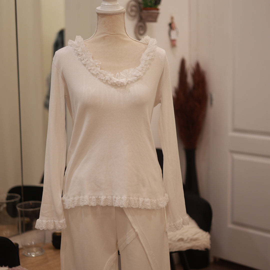 Rippenshirt mit Spitze