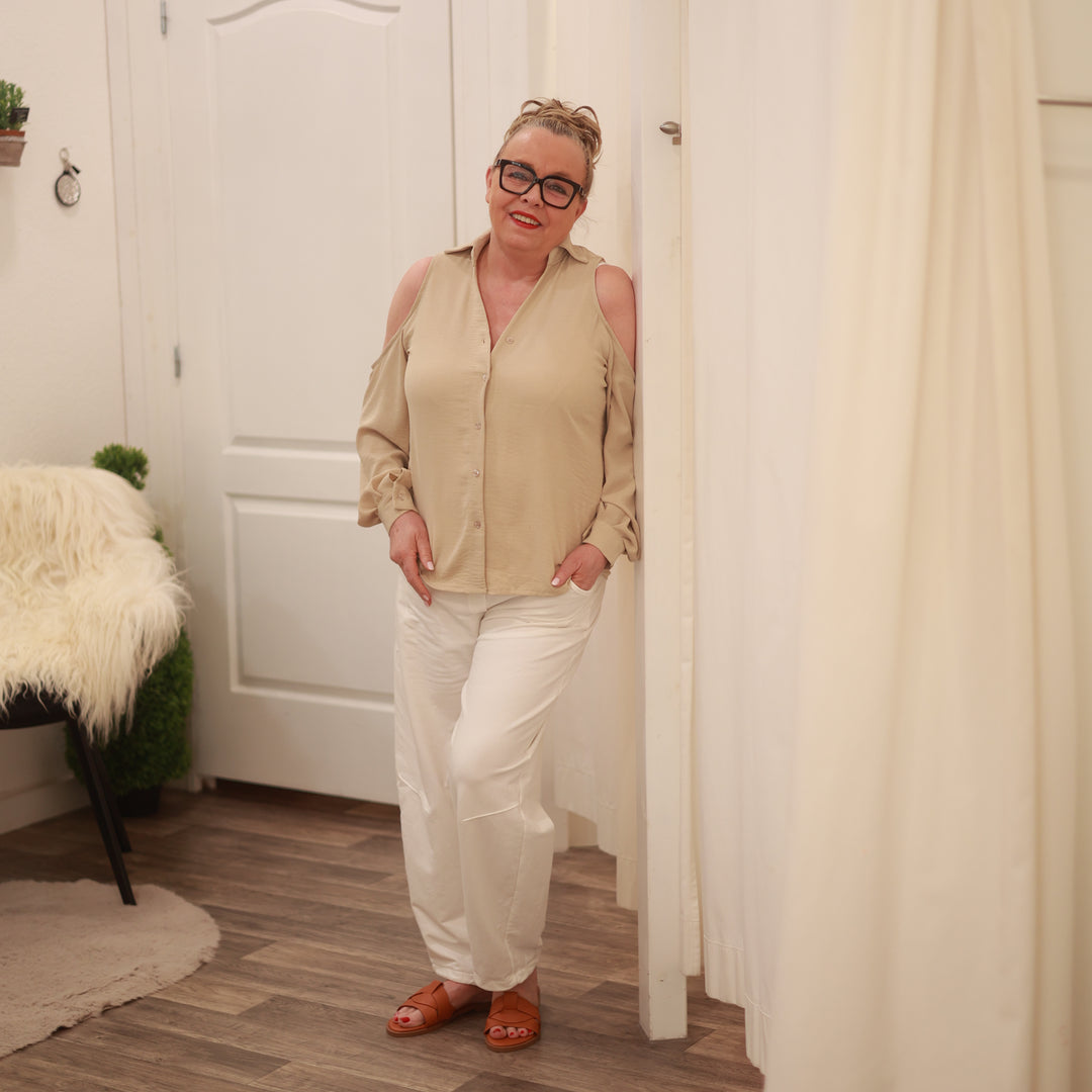 Bluse mit Cut Out