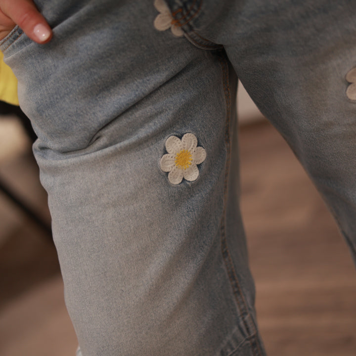 Blumen Jeans