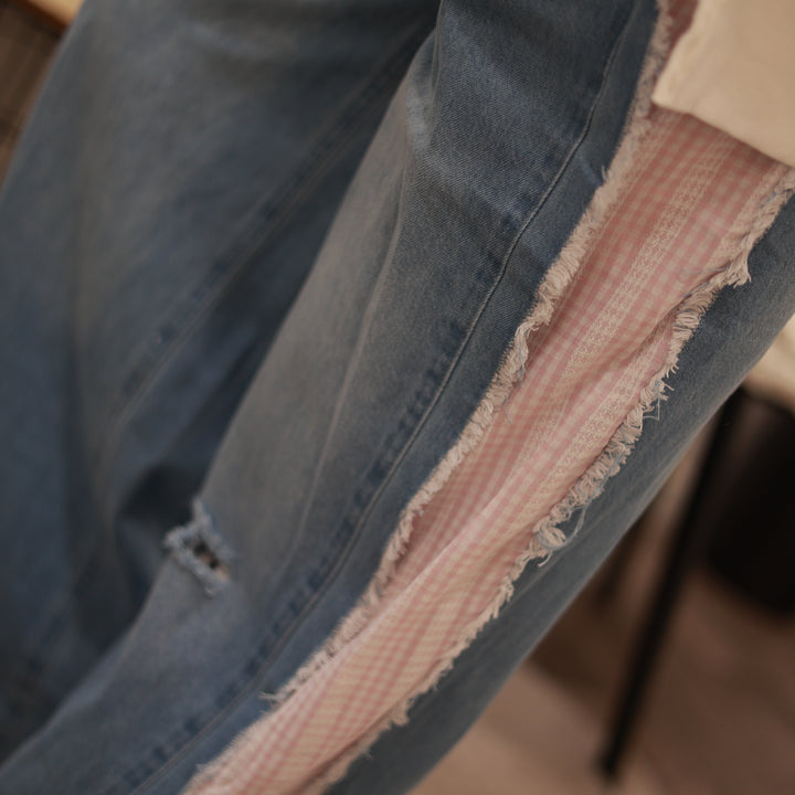 Jeans mit Seiteneinsatz